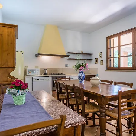 Oliveta 1 By Interhome Casa vacanze Fiorino